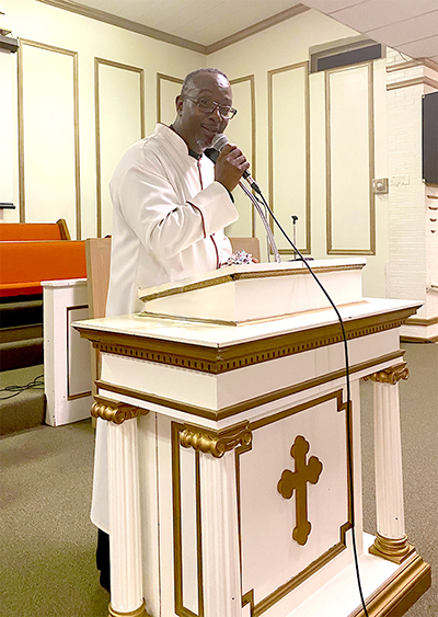 Pastor Morris Photo